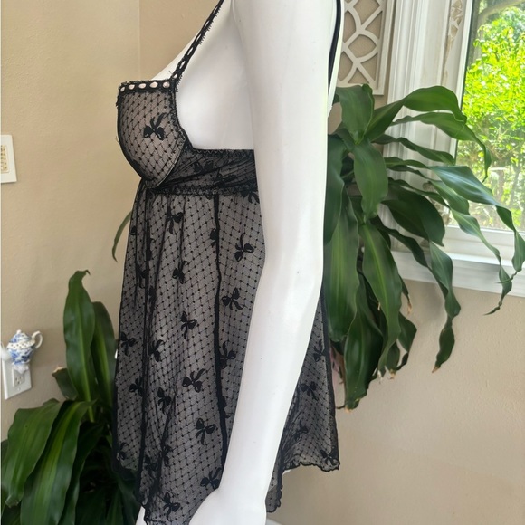 Elegant Black Lace baby doll  with Bow Details - Picture 3 of 7